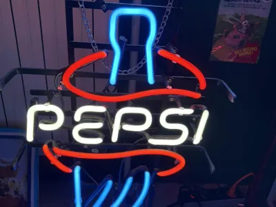 Enseigne néon Pepsi bouteille – 