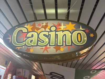 Enseigne lumineuse « Casino » – 