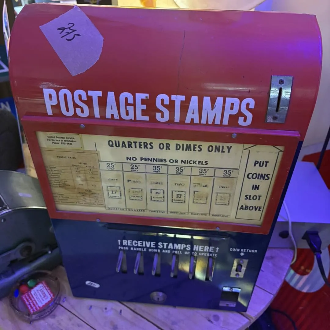 Distributeur de timbres américain vintage – 